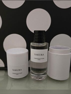 FIRM PRICE✨️Dior Sakura EDP MINI✨️